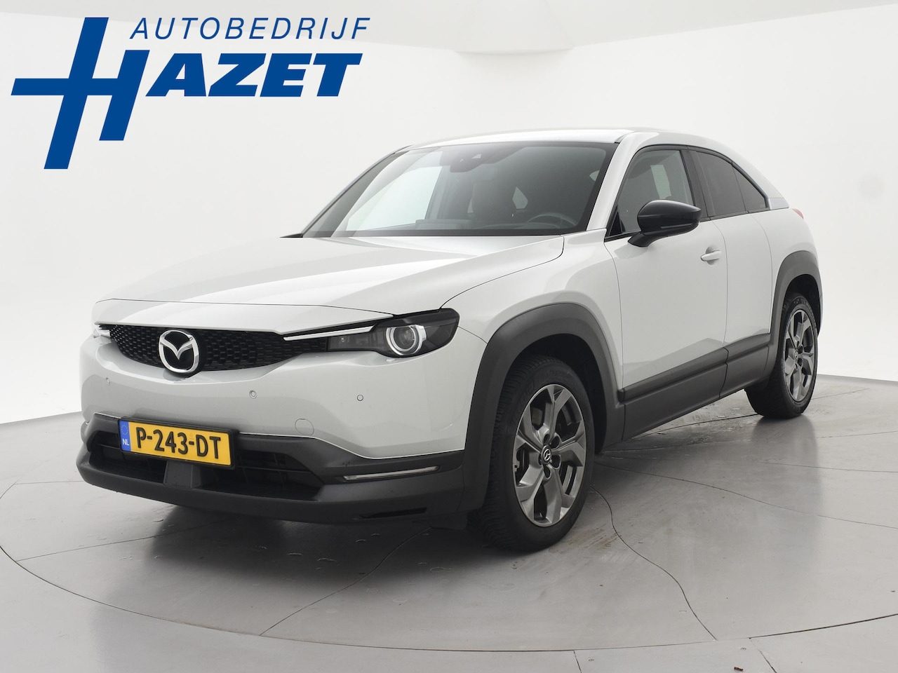 Mazda MX-30 - e-SkyActiv 145 PK FIRST EDITION 36 kWh + HEAD-UP | CAMERA | APPLE CARPLAY | MEMORY | ADAPT - AutoWereld.nl
