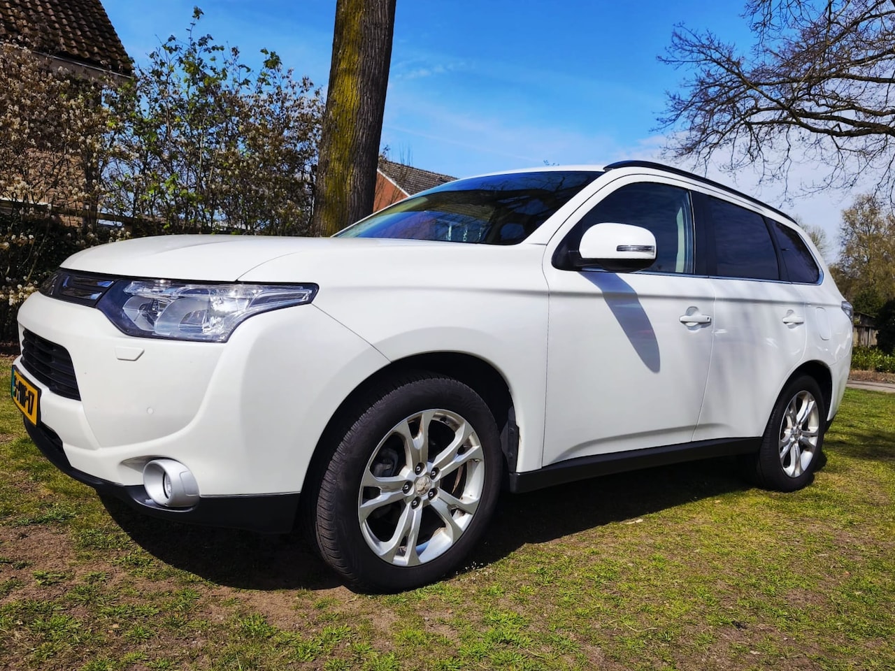 Mitsubishi Outlander - 2.0 Intense+ - AutoWereld.nl