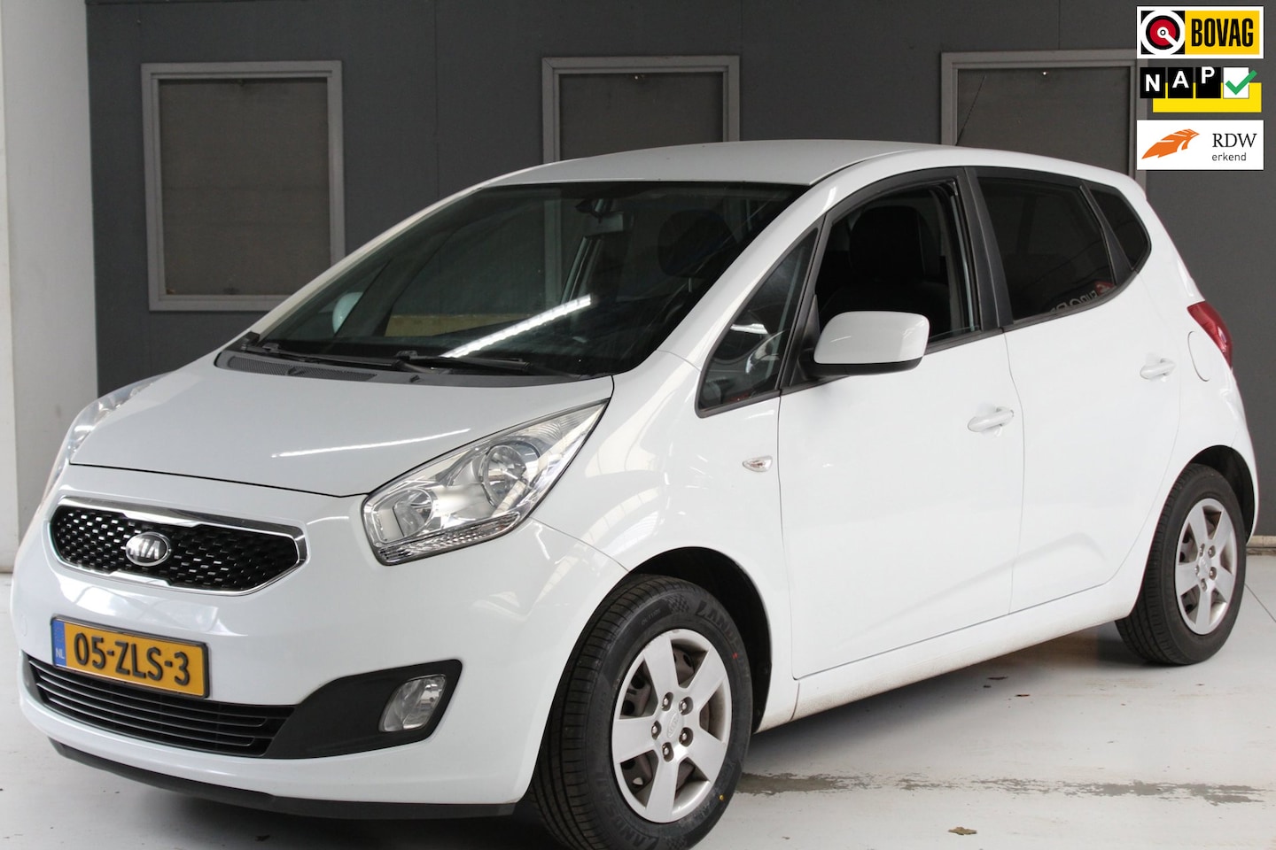 Kia Venga - 1.4 CVVT Plus Pack 1.4 CVVT Plus Pack - AutoWereld.nl