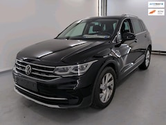 Volkswagen Tiguan - 1.5 TSI Elegance Pano VIrtual C. BTW