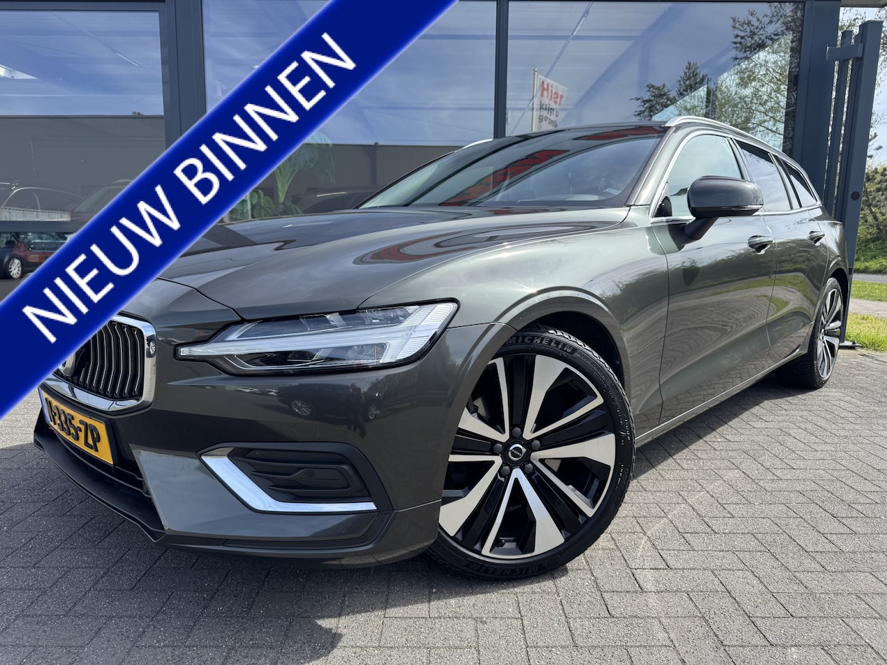 Volvo V60 - 2.0 B3 Inscription 2.0 B3 Inscription - AutoWereld.nl