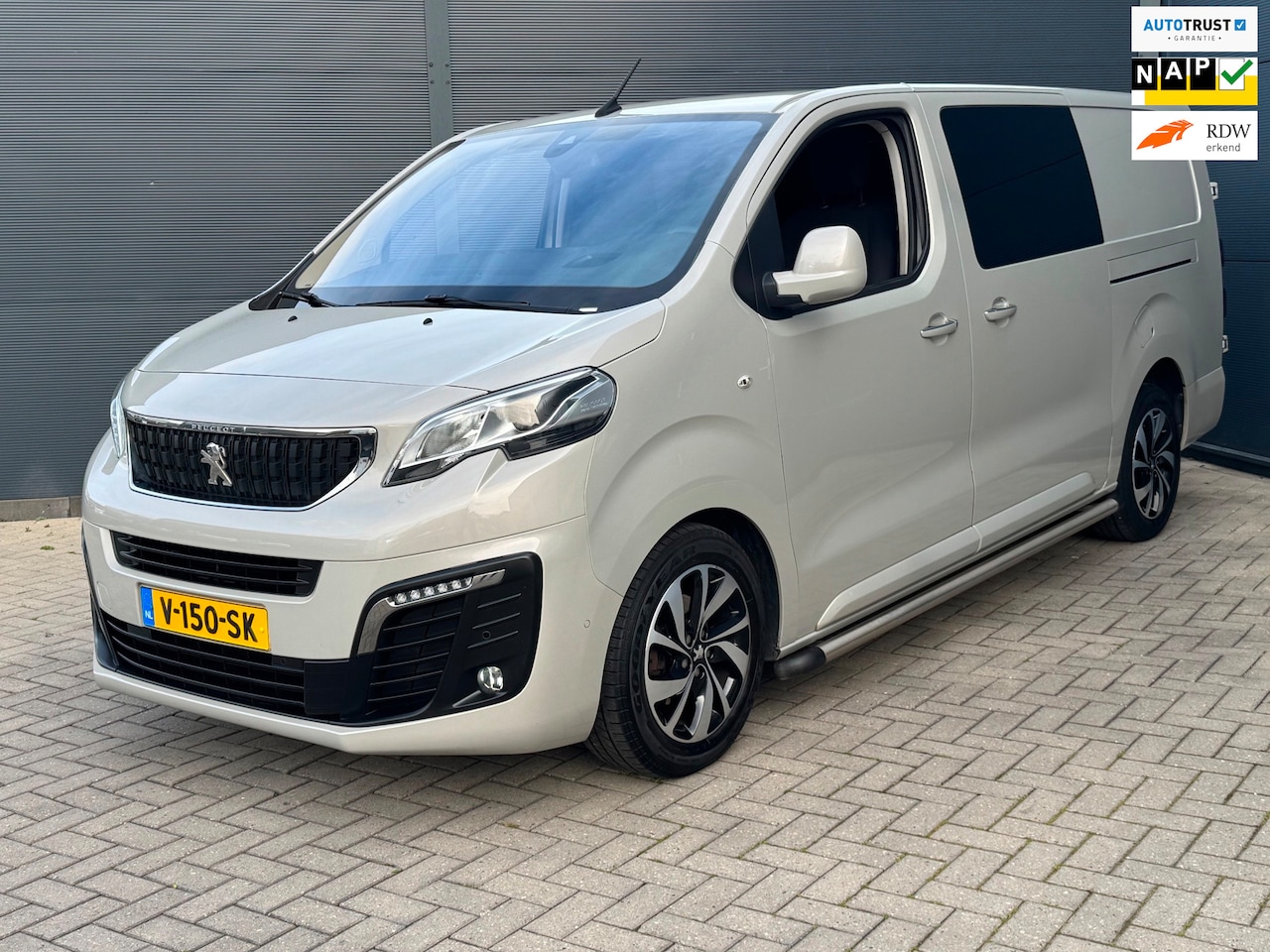 Peugeot Expert - 231L 2.0 Automaat / Dubbele Cabine / 360 Camera / Bom vol - AutoWereld.nl