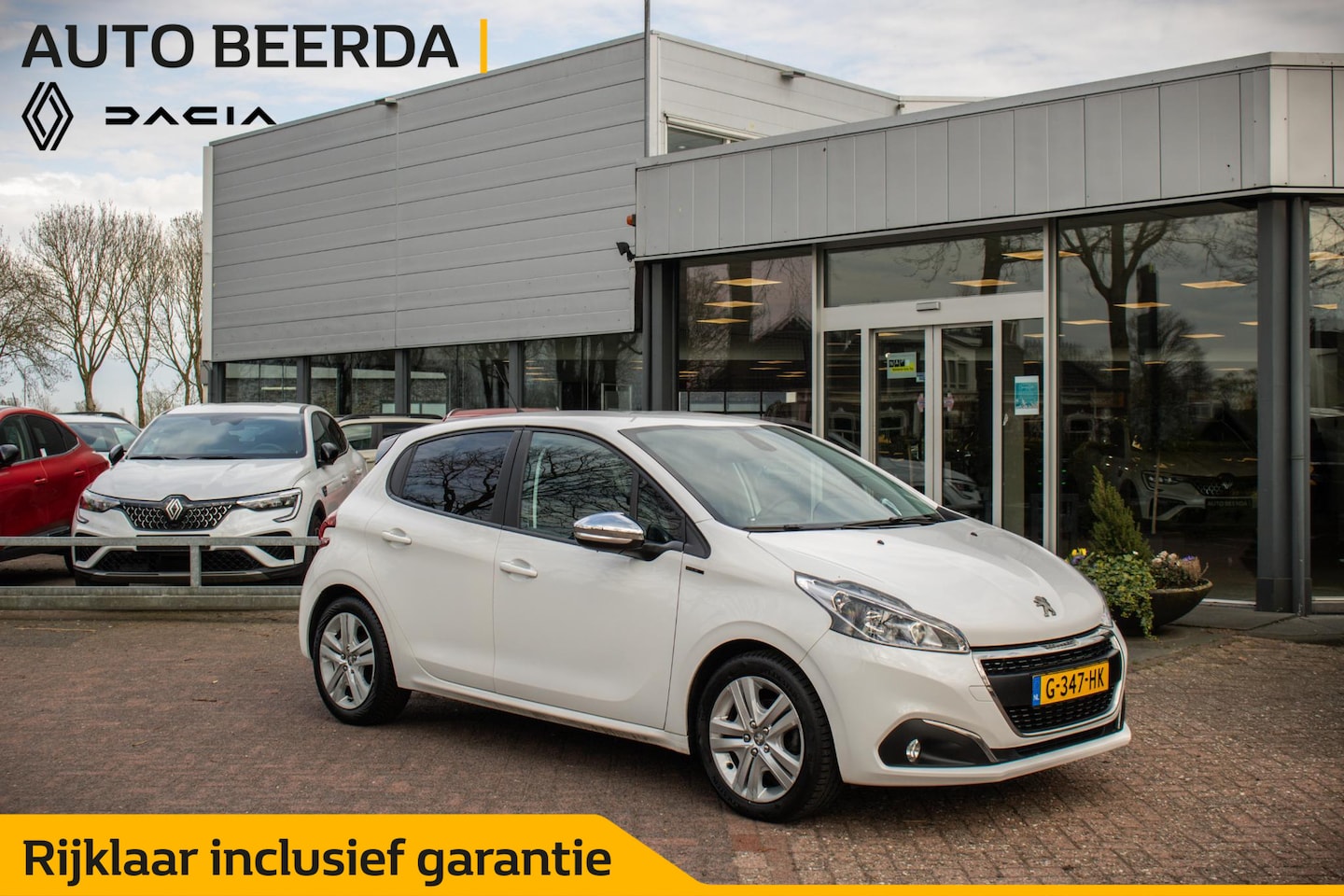 Peugeot 208 - 1.2 PureTech Signature | Handgeschakeld | Apple Carplay - AutoWereld.nl