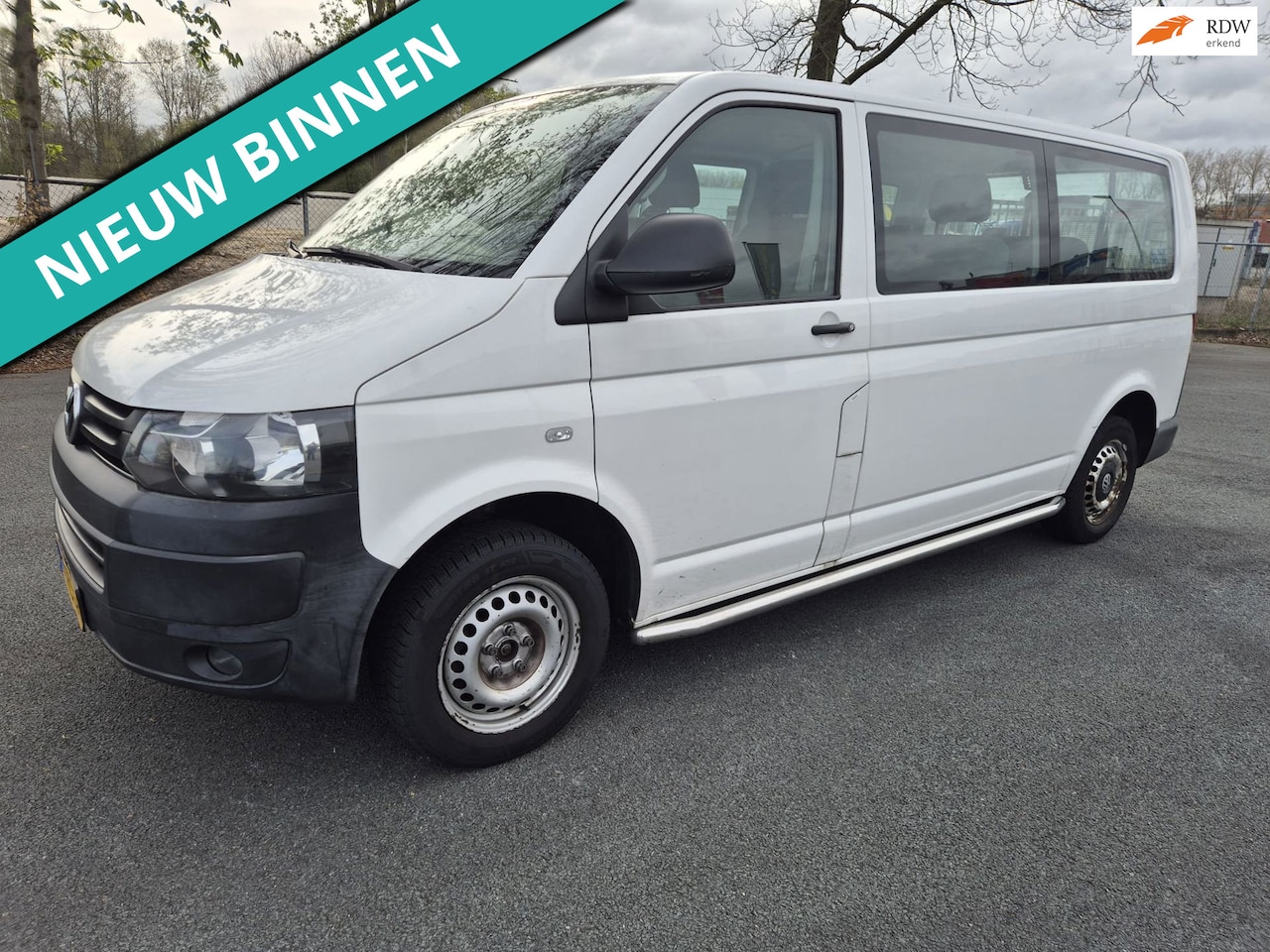 Volkswagen Transporter Kombi - 2.0 TDI L2H1 BM Comfortline 9 pers en top onder houden - AutoWereld.nl