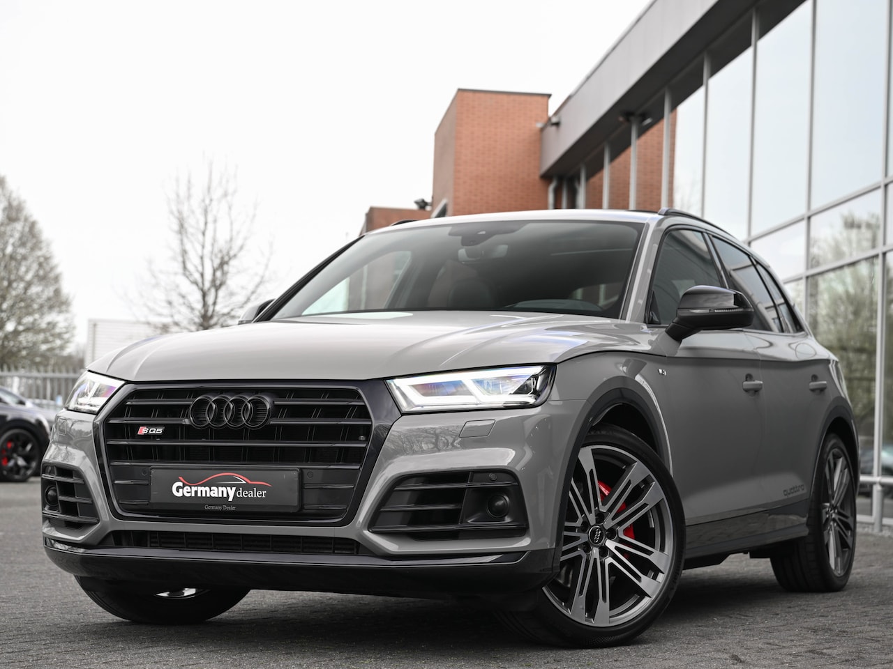 Audi SQ5 - 3.0TFSI 354PK Quattro RS-Zetels Pano Trekh 21-Inch Carbon Standk. Head-Up - AutoWereld.nl