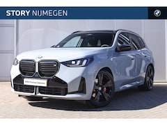 BMW X3 - 30e xDrive / Panoramadak / Trekhaak / Sportstoelen / M Sportonderstel / Stoelventilatie /