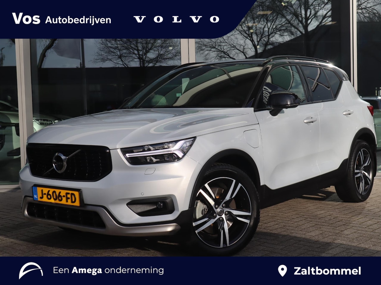 Volvo XC40 - 1.5 T5 Recharge R-Design | Trekhaak | Memory | 360 camera | Vos geleverd & onderhouden | L - AutoWereld.nl