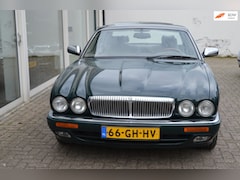 Daimler Double Six - 6.0 V12 technisch top. gebruikers sporen