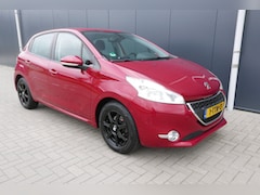Peugeot 208 - 1.2 VTi Envy CLIMA, NAVI, CRUISCONTROL, PDC, 5 DEURS