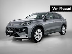 Volkswagen T-Roc - 1.5 eTsi Life First Edition 116 PK Automaat | Keyless access | 18" Lichtmetalen velgen | L