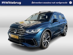 Volkswagen Tiguan - 1.4 TSI eHybrid R-Line Business+ / AUTOMAAT/ 2X R-LINE/ 245 PK/ TREKHAAK/ PANO/ DAB/ CAMER