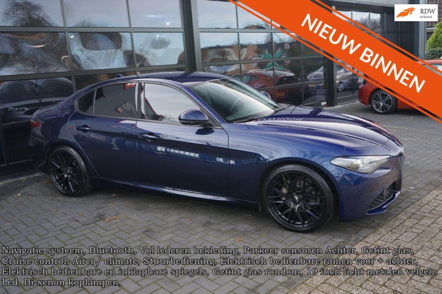 Alfa Romeo Giulia - 2.0T Super 2.0T Super, Xenon, Led, Leder, Navi, Clima, 19 inch - AutoWereld.nl
