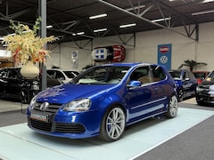 Volkswagen Golf - R32 3.2 V6 Cruise Clima Leer