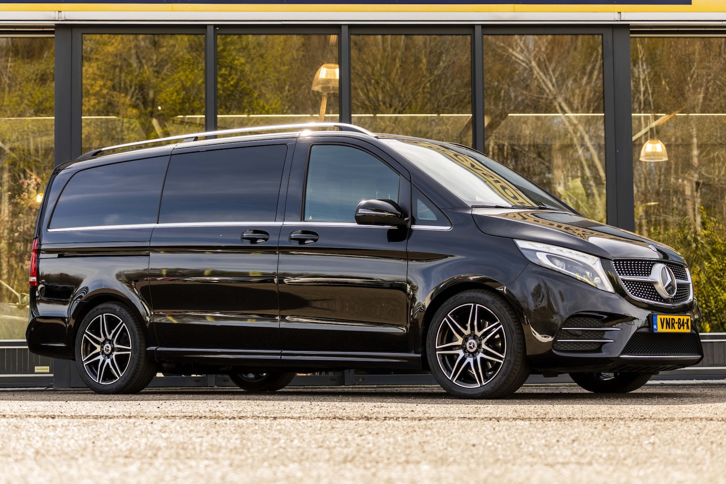 Mercedes-Benz V-klasse - 300d Lang DC Avantgarde Edition EX.BTW - AutoWereld.nl
