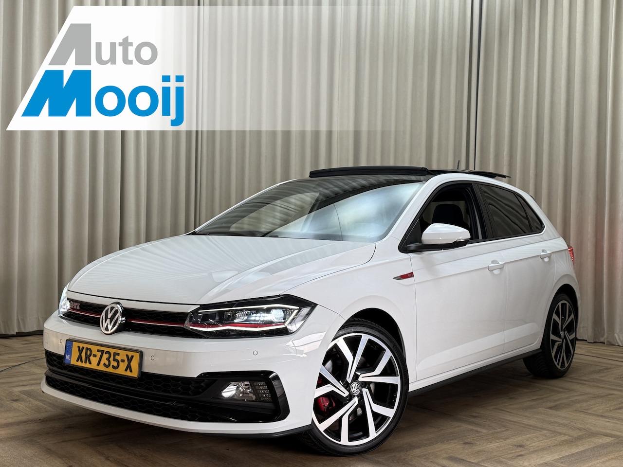 Volkswagen Polo - 2.0 TSI GTI Panoramadak / Keyless / Beats / Digital Cockpit / LED / Adapt Cruise / Stoelve - AutoWereld.nl