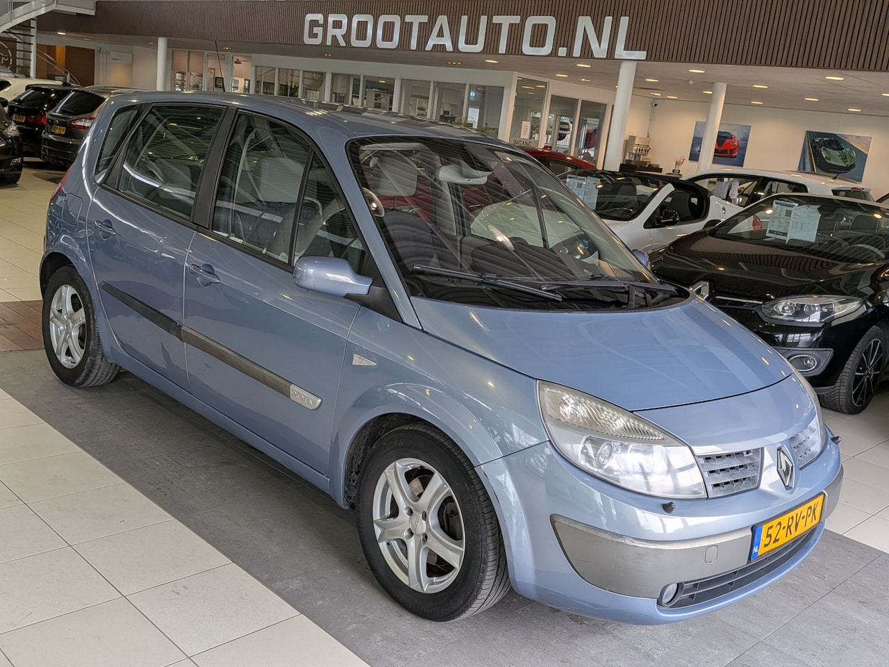 Renault Scénic - 2.0-16V Privilège Luxe Automaat Airco, Cruise Control, Stuurbekrachtiging - AutoWereld.nl