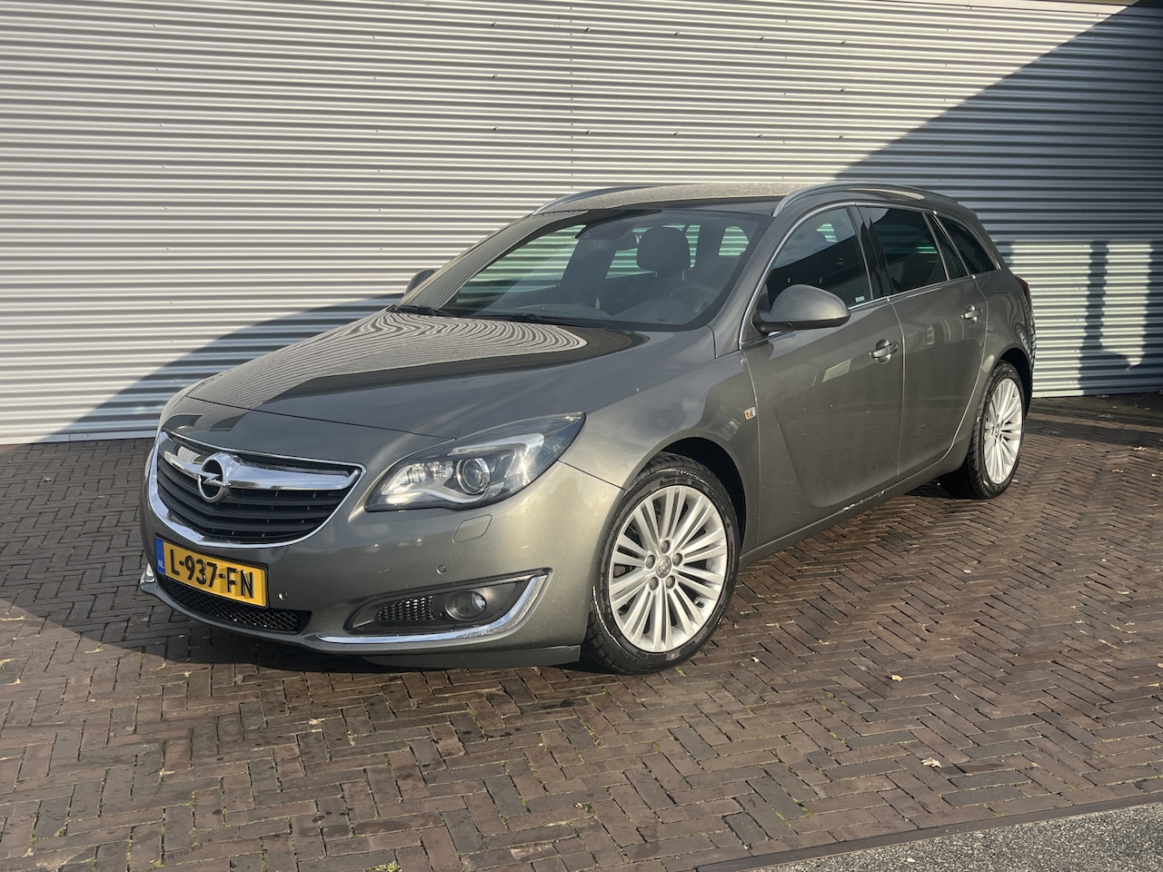 Opel Insignia Sports Tourer - 1.6 CDTI EF Cosmo 1.6 CDTI EF Cosmo - AutoWereld.nl