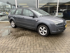 Ford Focus Wagon - 1.6-16V Futura Airco / Cruise / Lmv