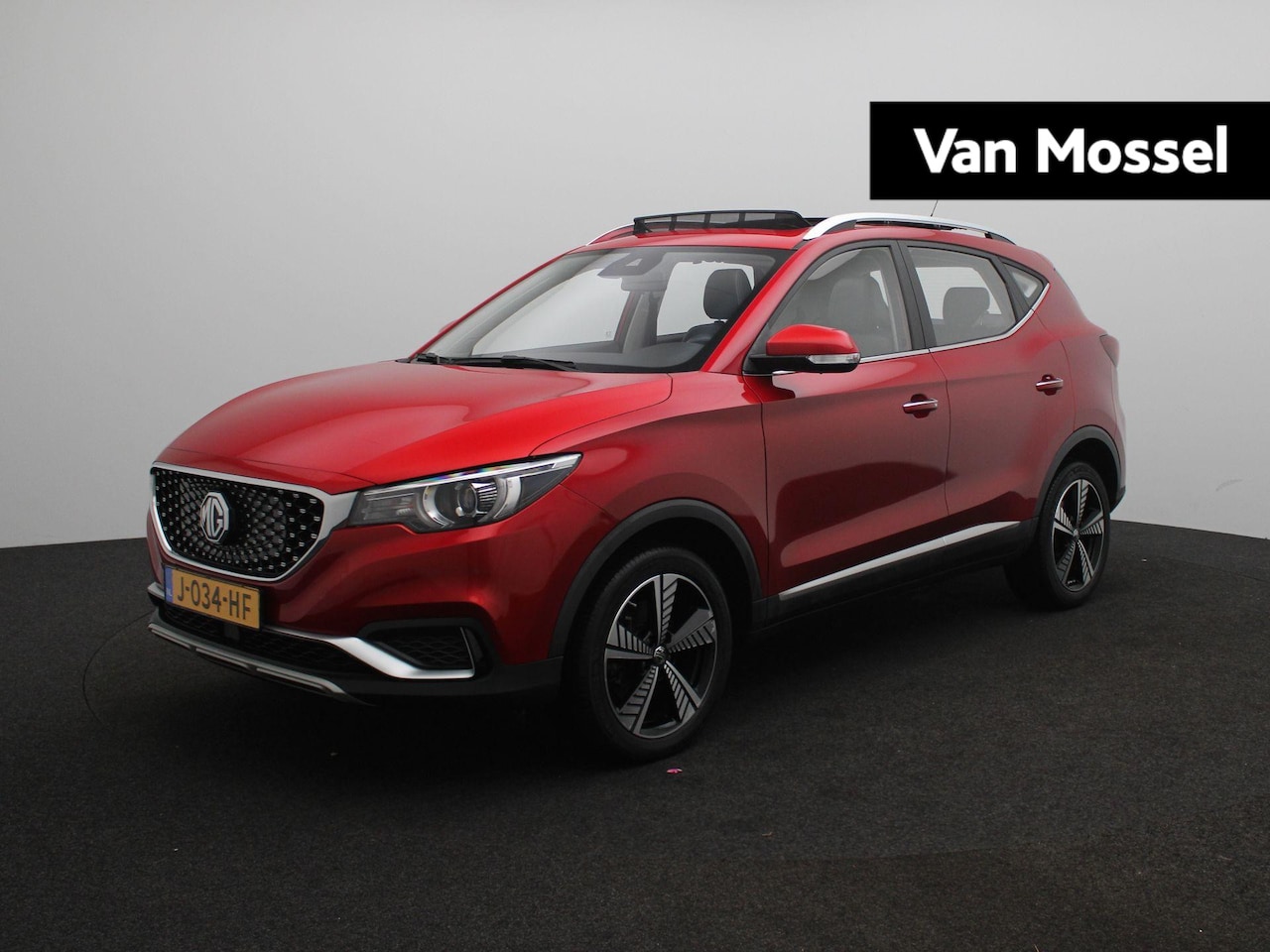 MG ZS - Luxury 45 kWh | Navi | Leder | Panoramadak | Camera | Carplay | - AutoWereld.nl