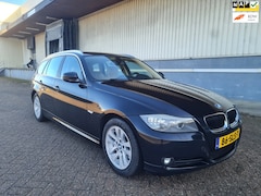 BMW 3-serie Touring - 318i Touring Luxury Line, Lederen bekleding