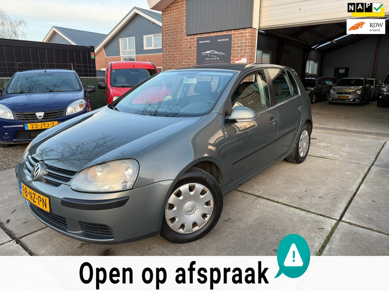 Volkswagen Golf - 1.6 FSI Trendline ||LEES TEKST|| NAP|AUTOMAAT|AIRCO|CRUISE|STOELVERWARM|ARMSTEUN|CLIMA|ELE - AutoWereld.nl