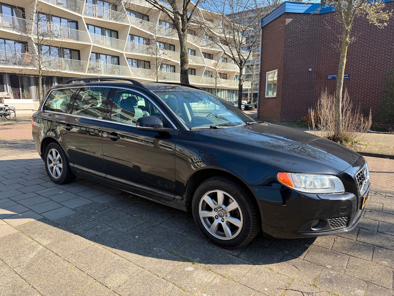 Volvo V70 - 1.6 T4 Limited Black Edition Leder Cruise - AutoWereld.nl