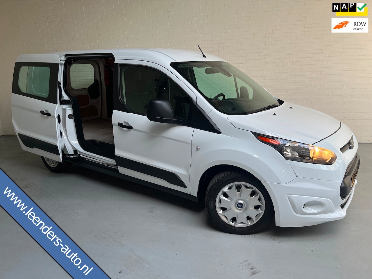 Ford Transit Connect - L2H1 1.5 TDCI 100pk euro6 3Persoons Trend, Airco, Camera, navigatie, 1ste eigenaar, RIJKLA - AutoWereld.nl