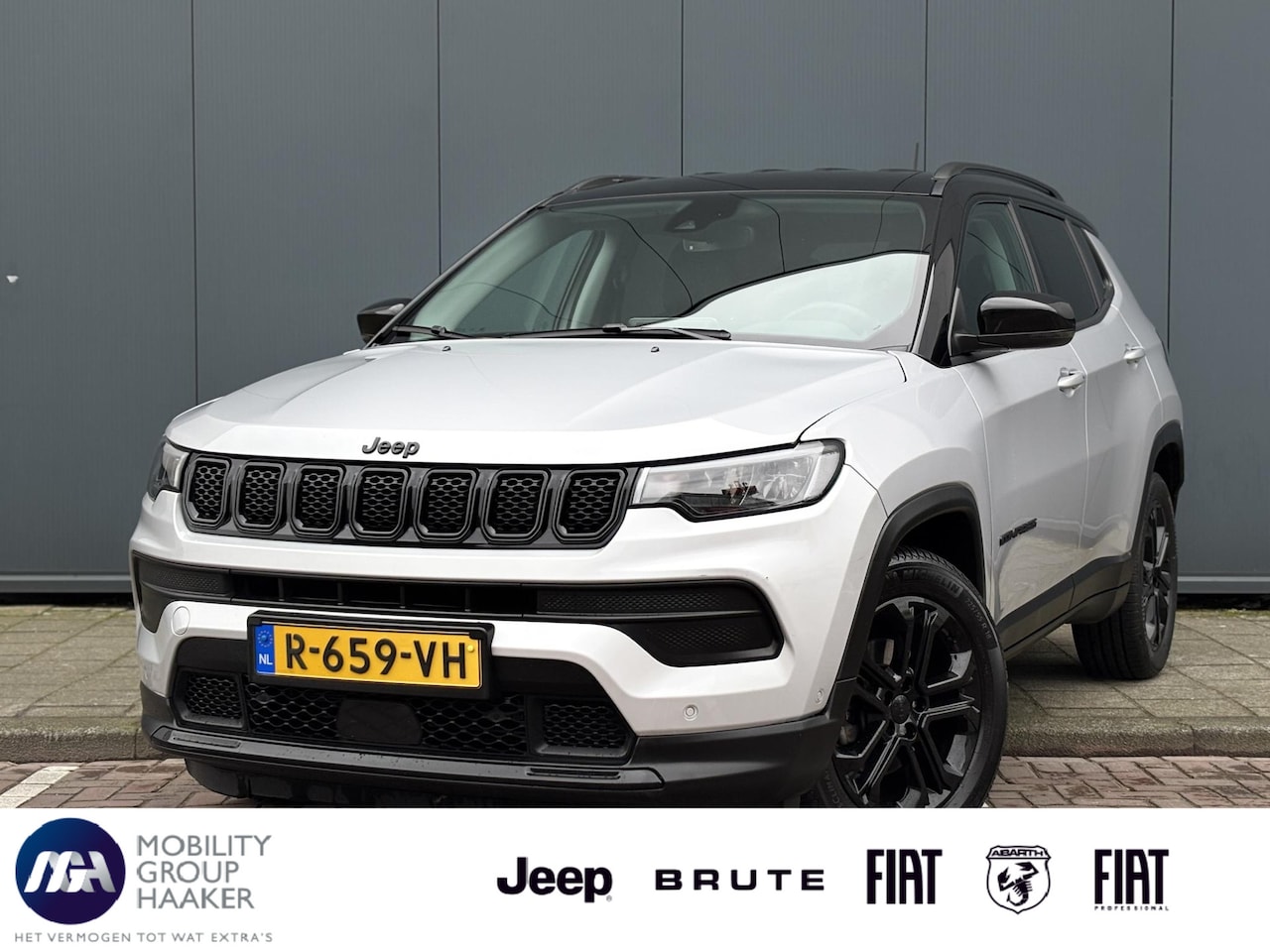 Jeep Compass - 1.5T e-Hybrid Night Eagle Automaat Hybrid | Apple-Android | Stoelverwarming | Dealeronderh - AutoWereld.nl