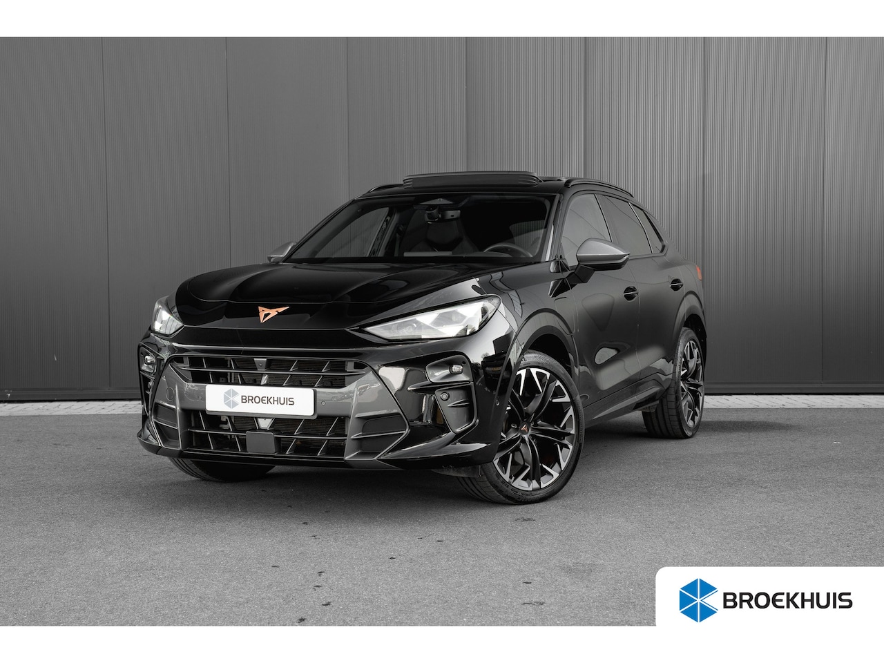 CUPRA Terramar - 1.5 TSI e-Hybrid 272pk VZ Performance | Panoramadak | Trekhaak | 360 Camera | Sennheiser | - AutoWereld.nl