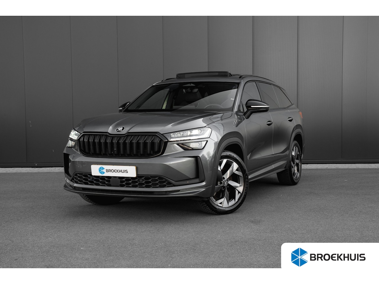 Skoda Kodiaq - 1.5 TSI 150pk Sportline Business 7p Garantie t/m 2028 | Panoramadak | Trekhaak | Camera | - AutoWereld.nl
