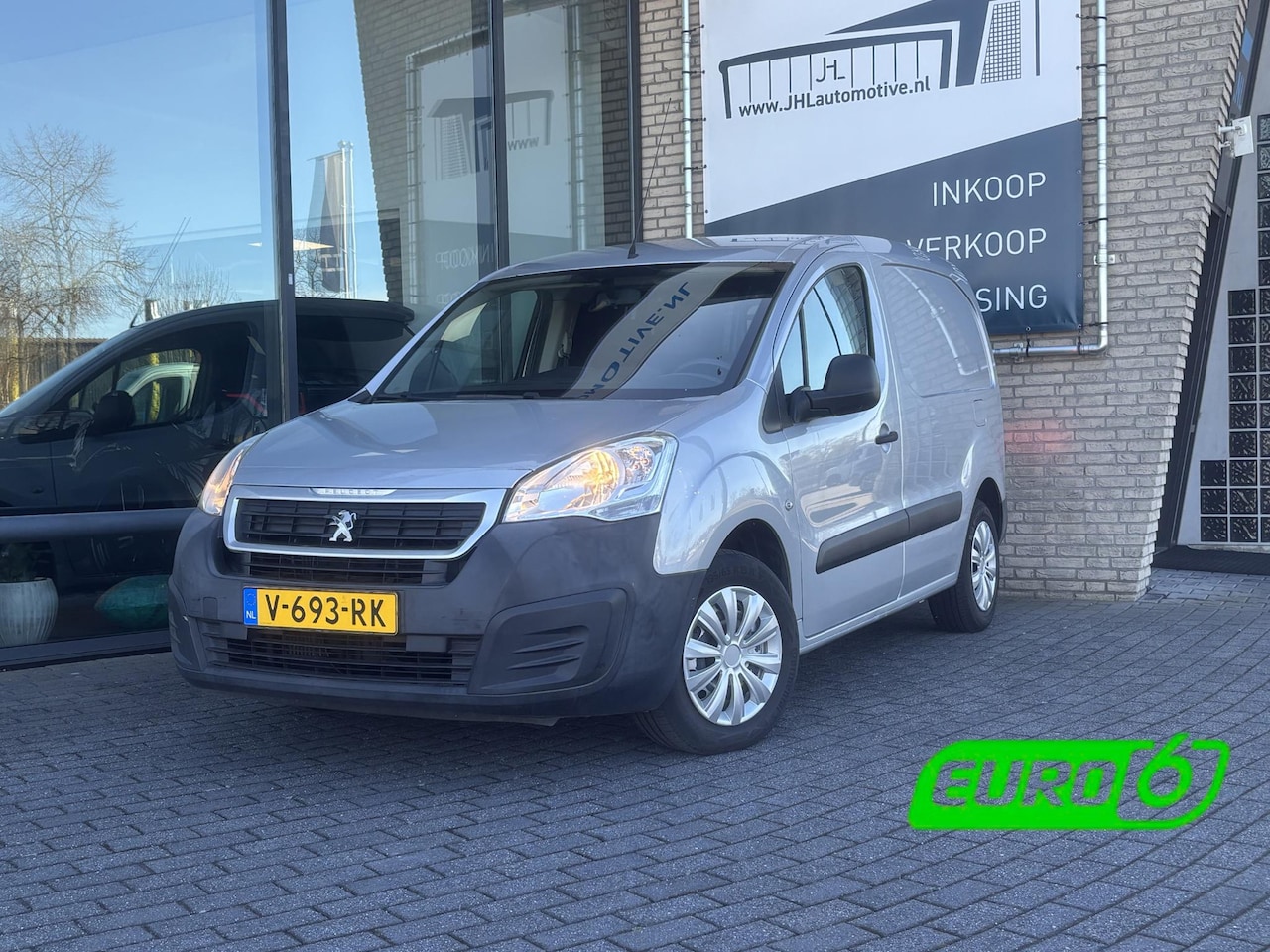 Peugeot Partner - 120 1.6 BlueHDi 75 L1 Premium*AIRCO*CRUISE*PDC* - AutoWereld.nl