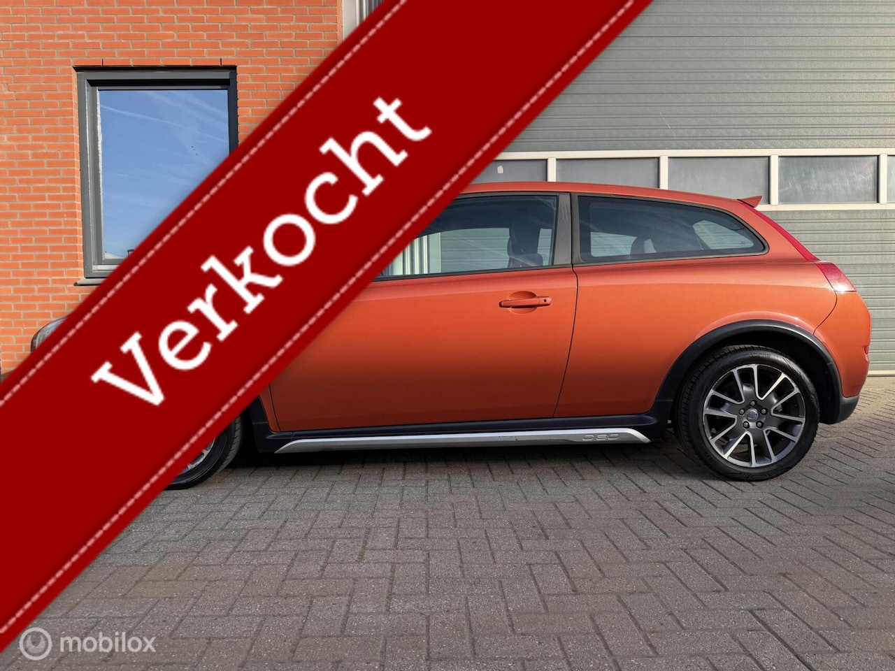 Volvo C30 - 2.4i Momentum - Styling pack - Orig. NL - - AutoWereld.nl