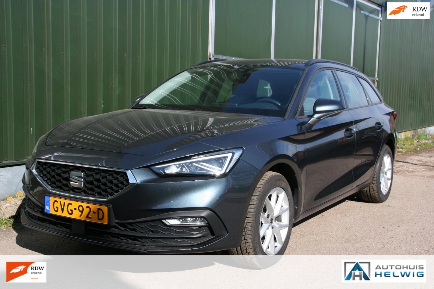 SEAT Leon Sportstourer - 1.0 eTSI Style Business Intense AUTOMAAT, AIRCO, NAVIGATIE, VIRTUEEL DASHBOARD - AutoWereld.nl