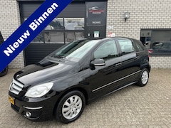 Mercedes-Benz B-klasse - Business Class *AIRCO*NAVIGATIE*TREKHAAK*CRUISE-CONTROL*NAP