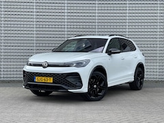 Volkswagen Tiguan - 1.5 eHybrid 272PK R-Line Business / Fabrieksgarantie tot 27-08 2028 / Trekhaak / Leer / Pa