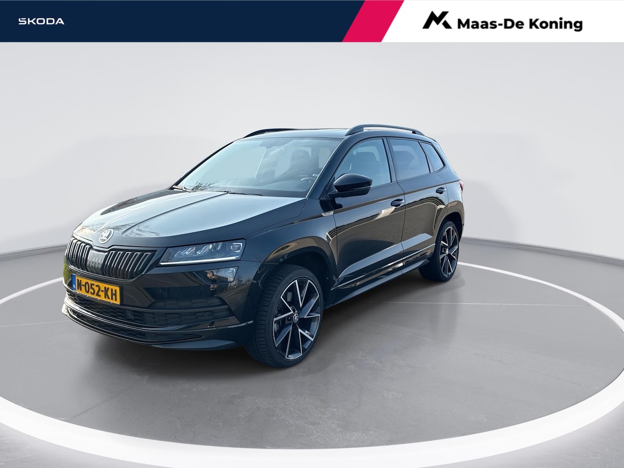 Skoda Karoq - 1.5TSI/150PK ACT Sportline Business DSG · Panoramadak · Navigatie · Apple/Android Car Play - AutoWereld.nl