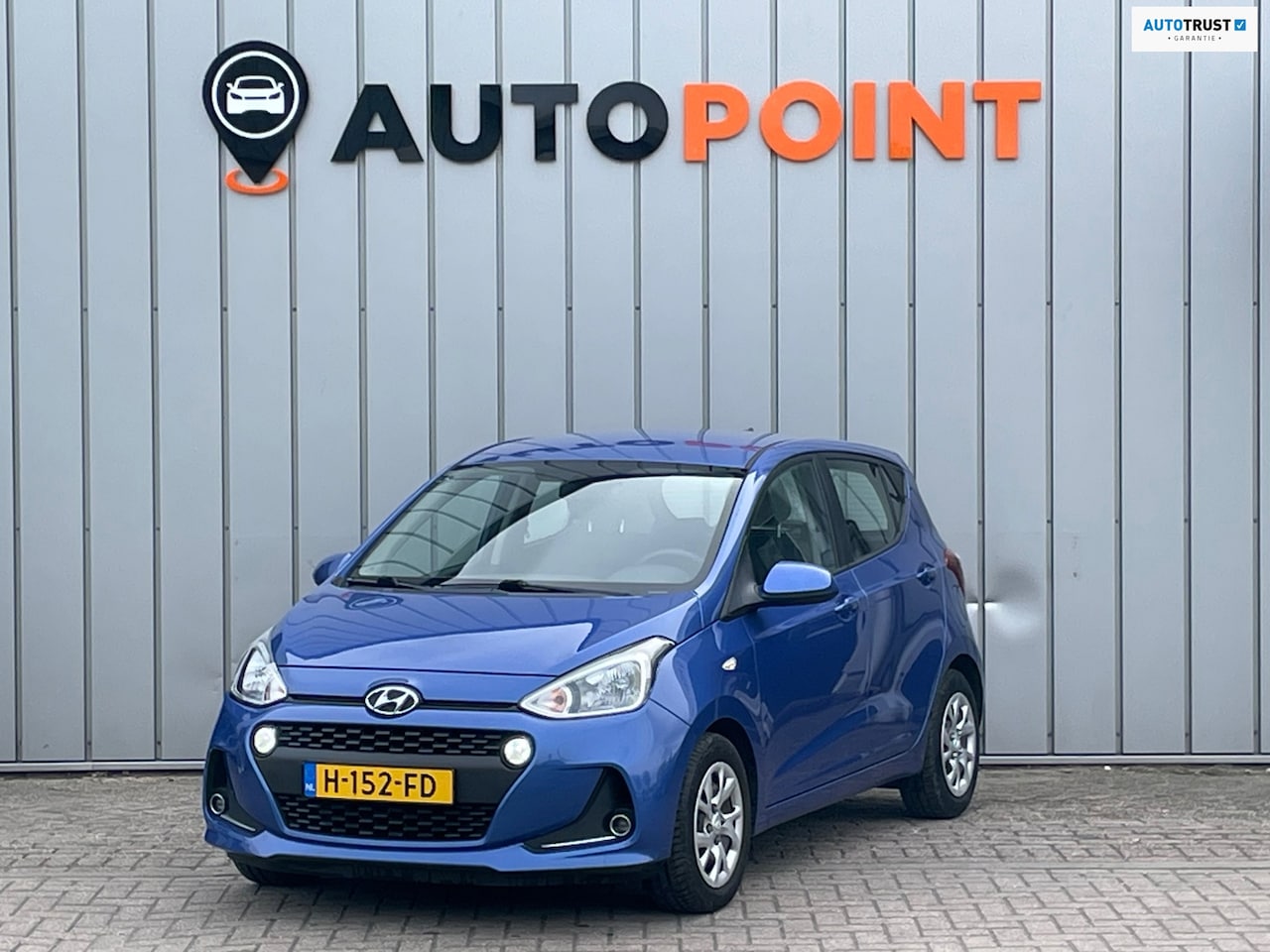 Hyundai i10 - 1.0i Comfort PDC NAVI AIRCO CRUISE - AutoWereld.nl