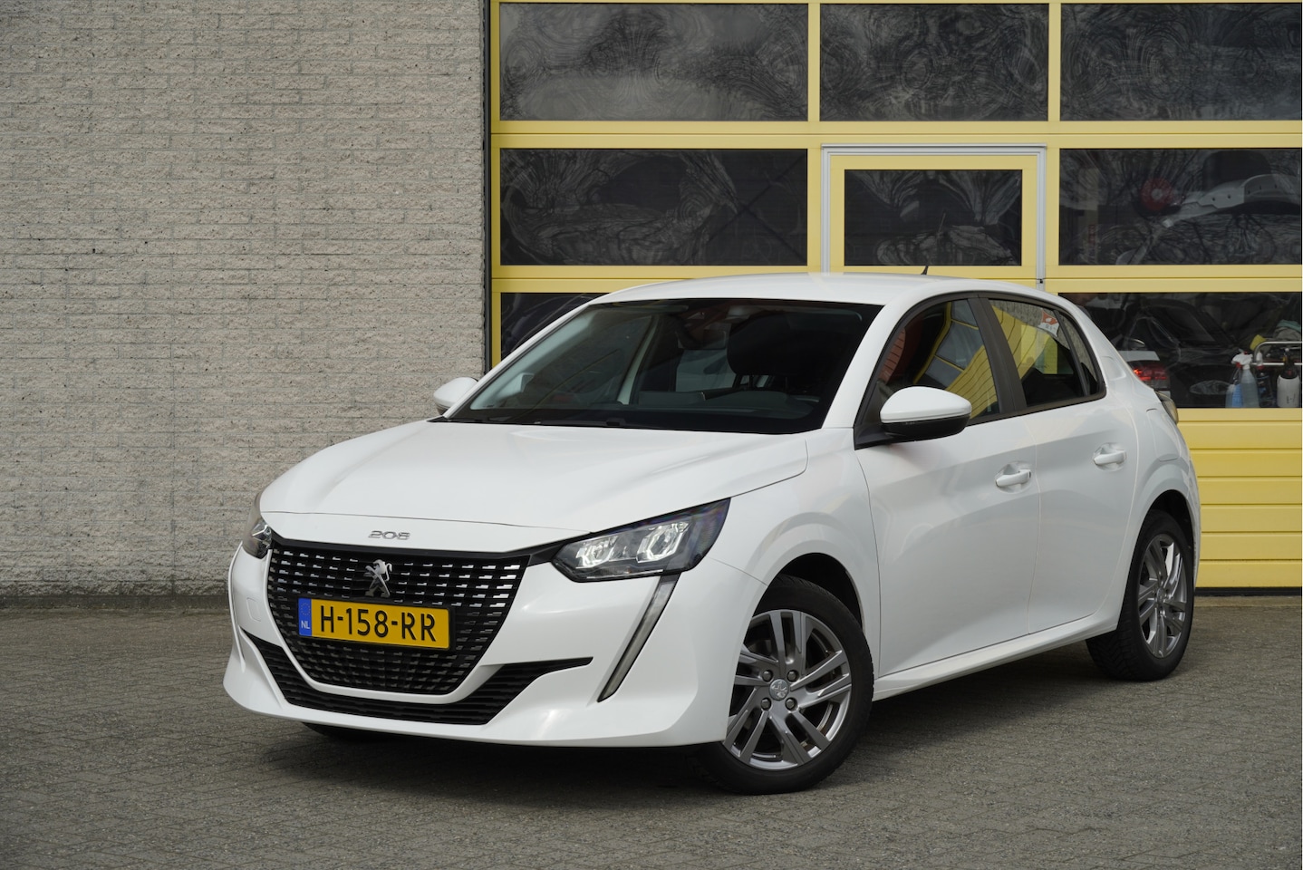 Peugeot 208 - 1.2 PureTech 5drs Active BJ2020 Lmv 16" | Led | Pdc | Achteruitrijcamera | App-Connect | N - AutoWereld.nl