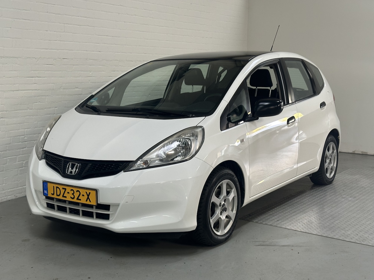 Honda Jazz - 1.2 Cool Plus AIRCO / LMW /APK /LAGE KM:94000!!!! GARANTIE - AutoWereld.nl