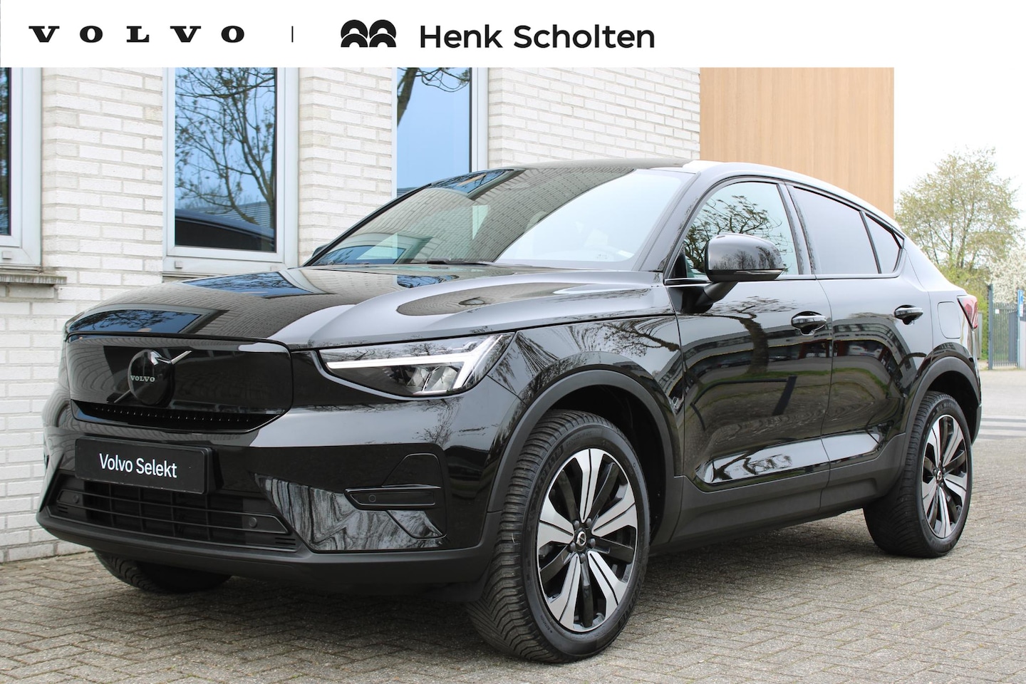 Volvo C40 - Recharge Plus 69 kWh | Panoramadak | Dealeronderhouden | Verwarmbaar stuuurwiel | Verwarmb - AutoWereld.nl