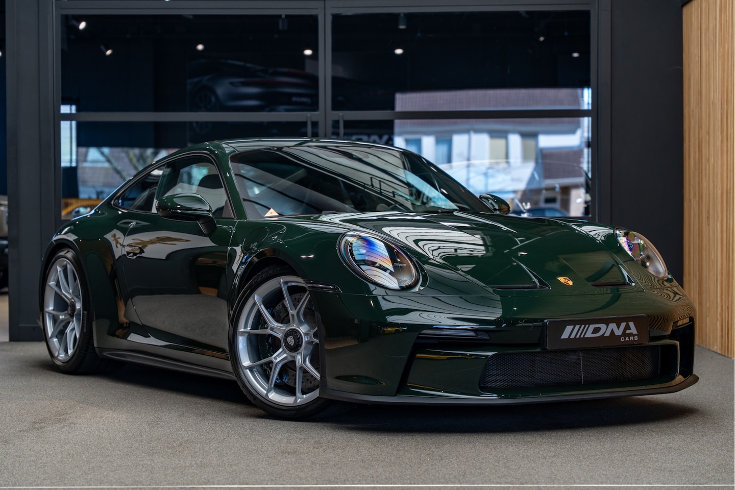 Porsche 911 - 992 GT3 Touring Paint To Sample 911 GT3 Touring Lift BOSE Comfort - AutoWereld.nl