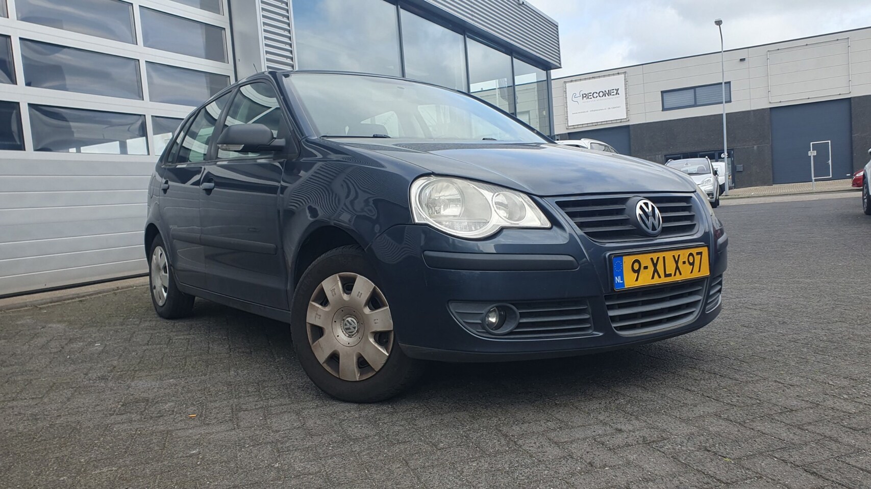 Volkswagen Polo - 1.2-12V Trendline 1.2-12V Trendline - AutoWereld.nl