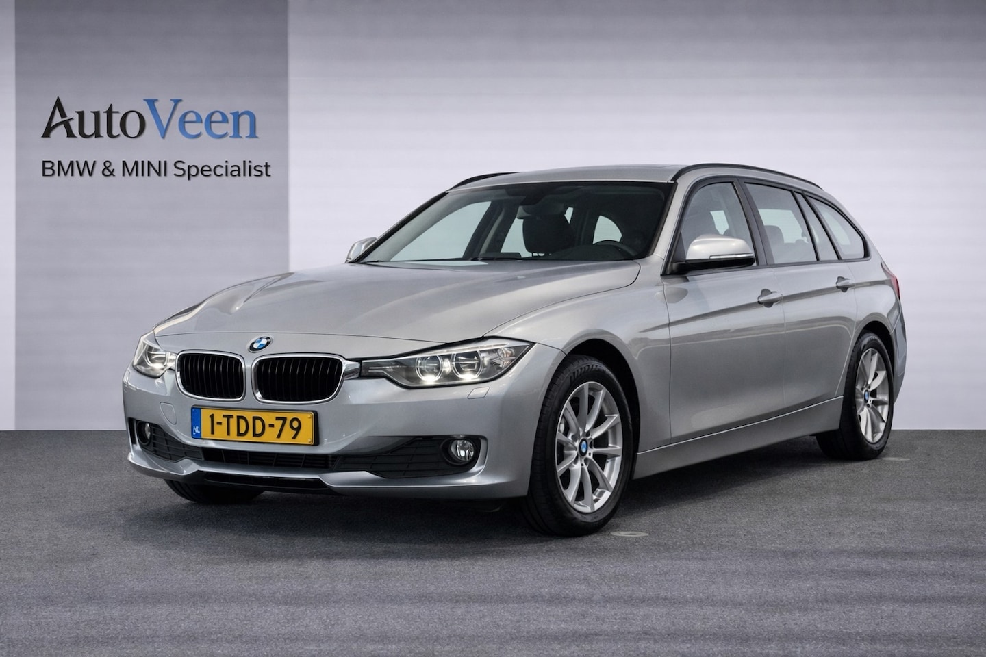 BMW 3-serie Touring - 316i Executive Upgrade (NL AUTO, NAVI, GOED ONDERHOUDEN) - AutoWereld.nl