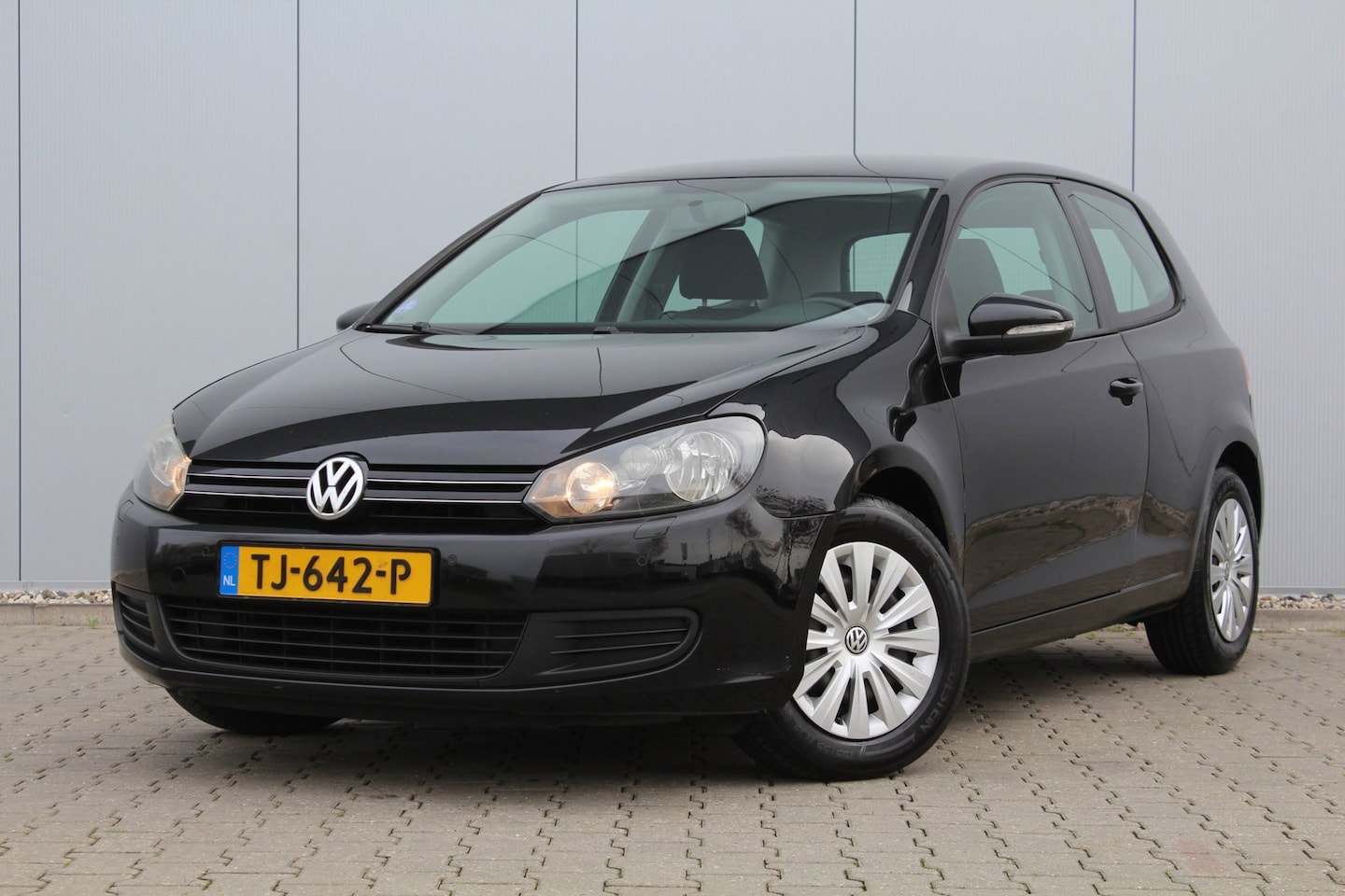 Volkswagen Golf - 1.4 TSI Highline | Stoelverwarming | Airco | PDC | APK | - AutoWereld.nl
