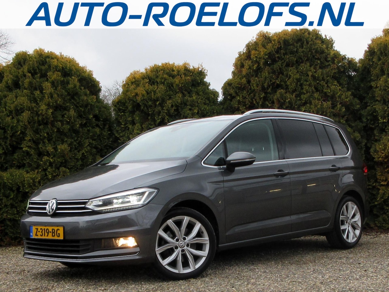 Volkswagen Touran - 1.5 TSI Highline Automaat*Navi*Pano.dak*Trekhaak* - AutoWereld.nl