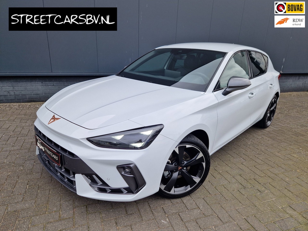 CUPRA Leon - 2.0 TDI DSG 150PK /Led /Virtual Cockpit /1e eigenaar - AutoWereld.nl