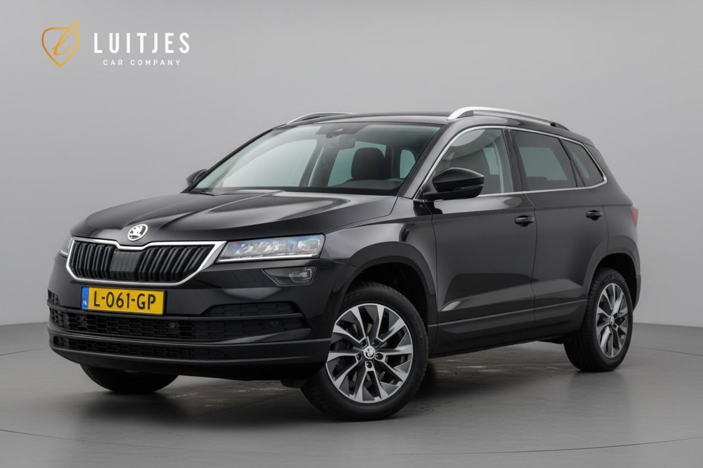 Skoda Karoq - 1.5 TSI ACT Sportline Pano-dak|Trekhaak|Camera|ACC|Carplay|Virtual-cockpit|Stoelverw.|Clim - AutoWereld.nl