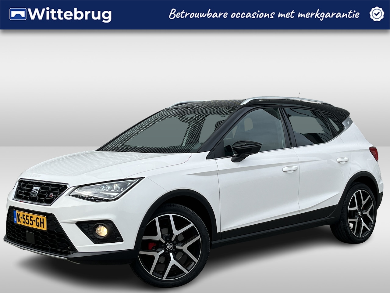 SEAT Arona - 1.0 TSI FR / Digitaal dashboard / Navigatie / App connect / Camera / Parkeersensoren V+A / - AutoWereld.nl