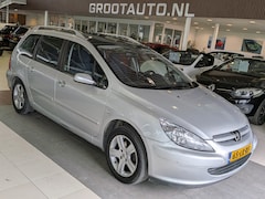 Peugeot 307 SW - 2.0 16V Automaat Airco, Cruise Control, Trekhaak, Stuurbekrachtiging