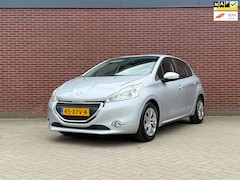 Peugeot 208 - 1.4 VTi Envy / Nap / Airco / Cruise / PDC / Trekhaak